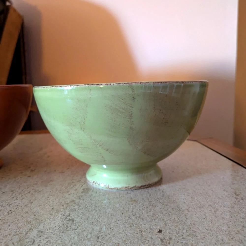 2 Z Gallerie by Ceramiche Toscane Bowls. Italy. Great Condition. 7
